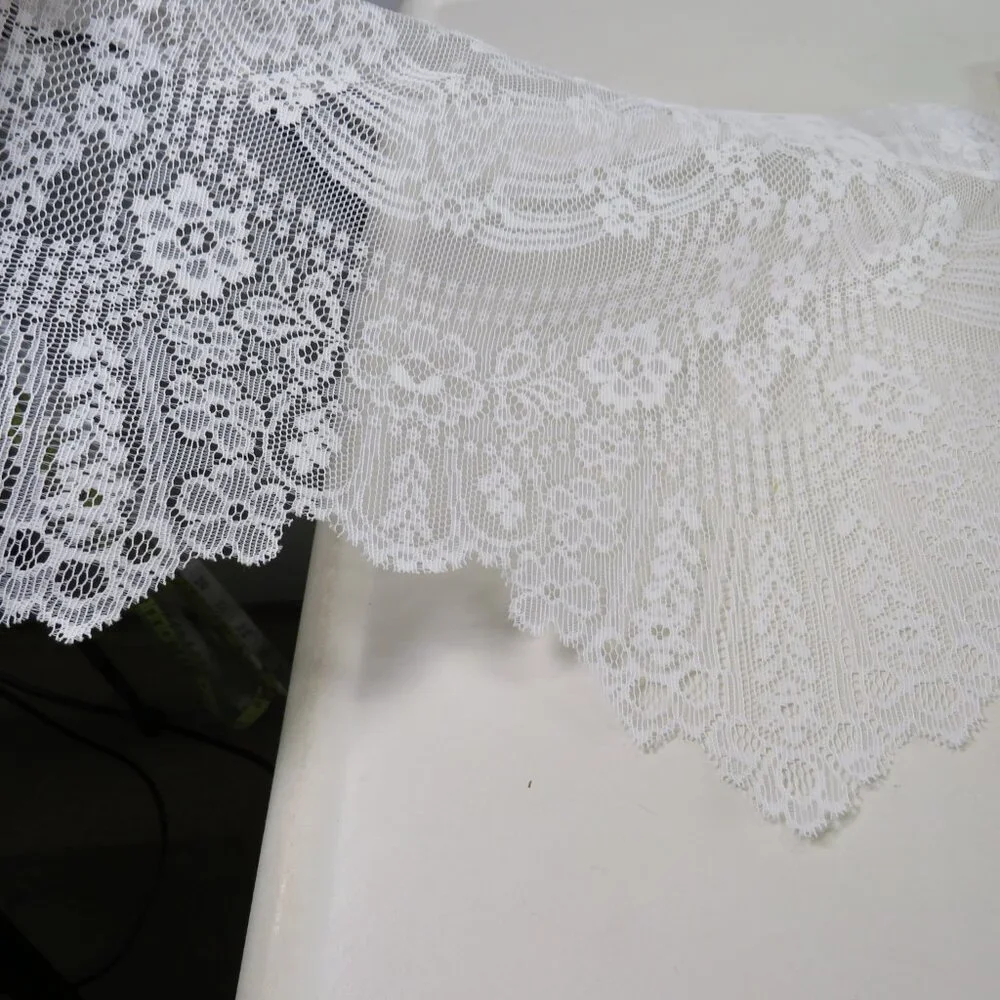 LACE Border Valance Heritage Lace 100% polyester 58